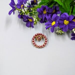 Pinkish Purple Pearl Wreath With Rosette Design Vintage Brooch